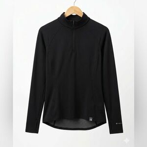 THE NORTH FACE Black Half-Zip Long Sleeve Pullover Base Layer